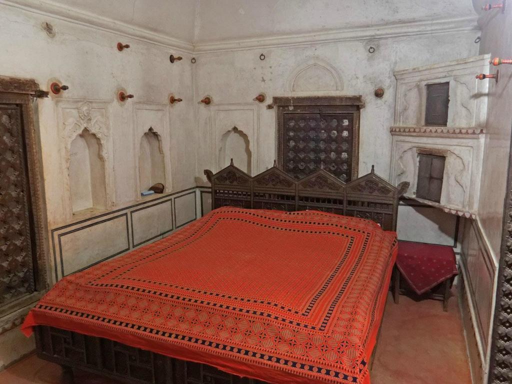Narayan Niwas Castle Hotel Ramgarh Shekhawati Bilik gambar